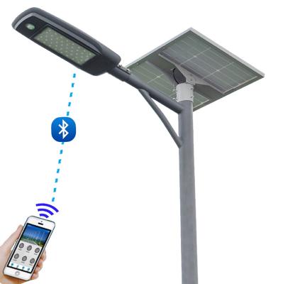 China Bluetooth Connection Control Solar Powered 30W Mobile Motion Sensor Split Solar Street Lighting System for sale