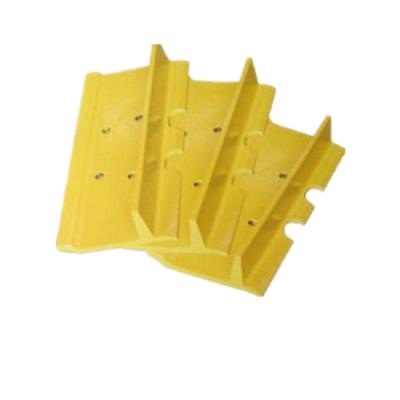 China Machinery repair shops bulldozer single track shoe, track protection for D4D, D4E, D4H undercarriages for sale