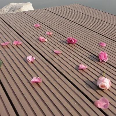 China Modern WPC Wood Good Price Decking Plastic Composite Decks for sale