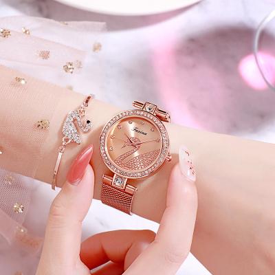 China Wholesale 2020 Automatic Date Bling Clock Women Gift Fashion Hot Sale Wrist Watch Set Casual Watch For Lady for sale