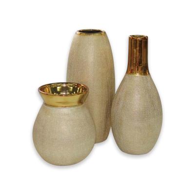 China Traditional Light Luxury Ceramic Vase Plated Dry Flower Vase for sale