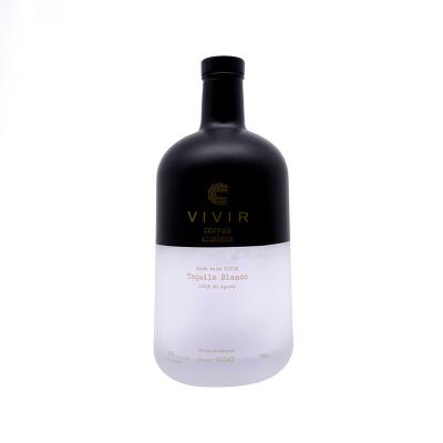 China Direct wine maker glass bottle color can be customized glaaa 700ml wine bottle for sale