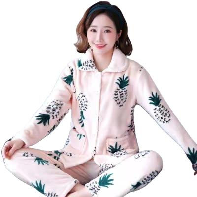 China Antibacterial Different Lady Night Pajamas Patterns Pajamas Winter Flannel Set for sale