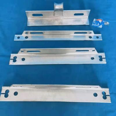 China Carbon Steel China Manufacturer Hot Dip Galvanized Equal Crossarm For Overhead Line for sale