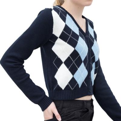 China Fashion Short Cardigan Women's Anti-Pilling Button Plaid Pattern Straight Sweater for sale