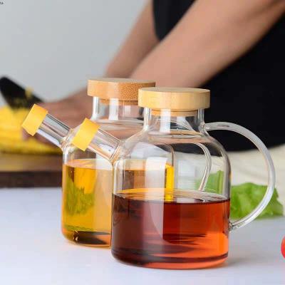 China Freshness Preservation Kitchen Assistant Health Borosilicate Glass Oil Dispenser Top Bottles Jar Storage for sale