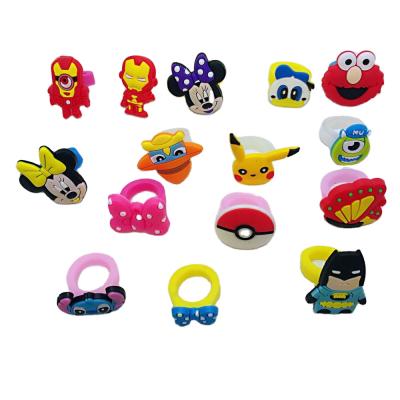 China Wholesale cartoon soft ring PVC small children's toys Yiwu gift capsule toy for children for sale