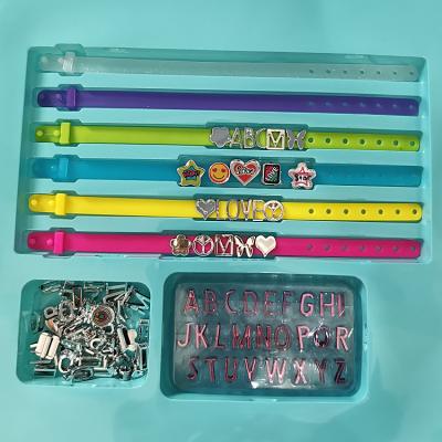 China Kawaii 2 in 1 Girls Toys Wholesale Alphabet Letter Bead For Bracelet Making Friendship Jewelry Charm Bracelet Girls for sale