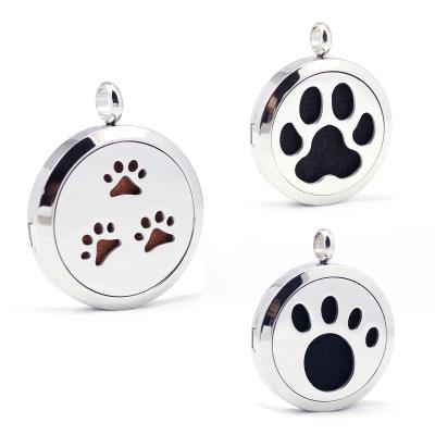 China Fashion Dog Paw Pattern Essential Oil Locket Diffuser Necklace Stainless Steel Aromatherapy Pendant Jewelry with Free 4 Felt Pads for sale