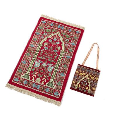 China Stain resistant wholesale gebed by moslim /A dropshipping anti slip prayer Mat Portable Islamic Muslim Prayer from Turkey for sale