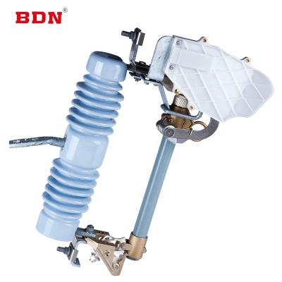 China BDN Porcelain Fuse Cutout 100A 200A Drop Out Fuse Cut With Arc Cover for sale