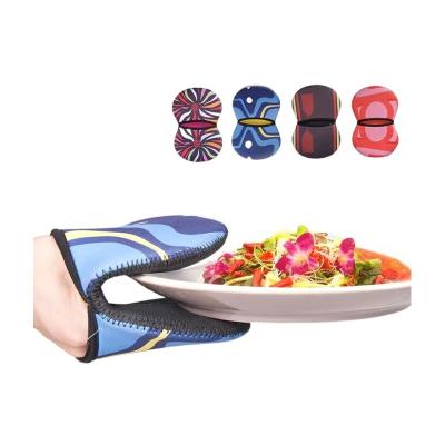 China Bowl Heat Protection Gloves Kitchen Insulator Anti-Slip Oven Dish Gloves Cover Neoprene Oven Mitts Heat Resistant for sale