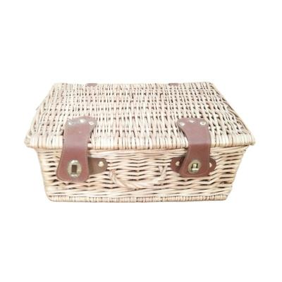 China Wholesale Europe Full Willow Storage Wicker Gift Baskets With Lid for sale