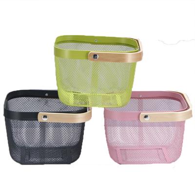 China New Stainless Steel Drain Basket Sustainable Metal Fruit Basket Portable Picnic Basket for sale