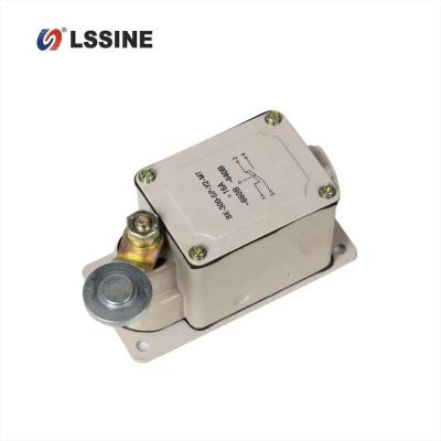 China Easy operate travel switch, limit switch, miniature micro switches for sale