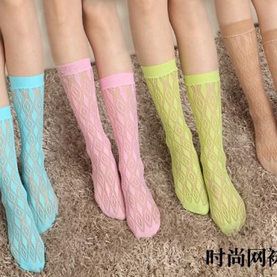 China Sustainably Wholesale Korea Girl Teen Knee High Tube Kids Socks for sale