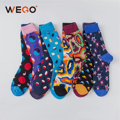 China QUICK DRY Wholesale Custom Design Cheap Colorful Design Crew Fashion Sock For Men Woman for sale