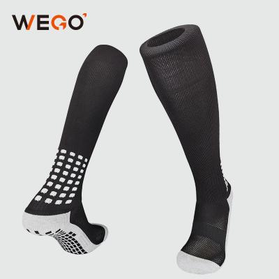 China Breathable OEM Soccer Custom Designer Anti Slip Sporty Mens Sports Grip Football Socks for sale