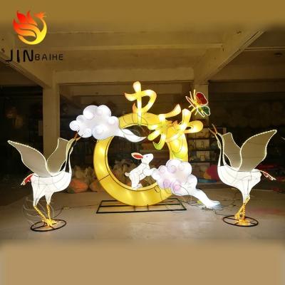 China Mid Autumn Festival Chinese Traditional Silk Handmade Silk Rabbit Red-crowned Crane Lantern Sculpture Theme Park Decor for sale