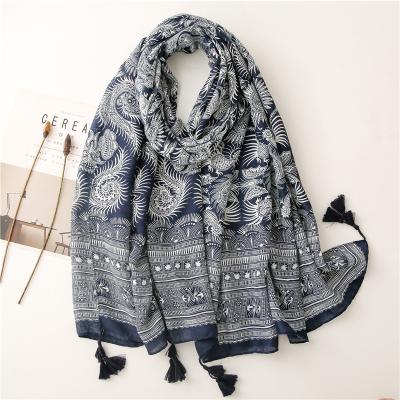 China Viscous Shawls Large Gauze Cashew Printed Cotton Scarf Lady's Scarf Tourism Sunscreen Retro Ethnic Style Fashion Scarf for sale