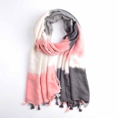 China 2020 Selling Latest Popular Shawl Wholesale 2020 Cotton Women's Color Modal Top Scarf Pink Gradient Print Tassel Cotton Cotton for sale