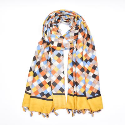 China 2020 Wholesale 2020 Latest Scarf Color Cotton Fashion Main Plaid Printing Bright Tassel Hijab Scarf Women Colorful For Business for sale