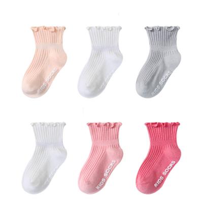 China 0-5 Years Candy Breathable Frilly Newborn Baby Color Non-slip Skid Socks Hand Knitted Cotton Infant Baby Socks Anti Slip for sale