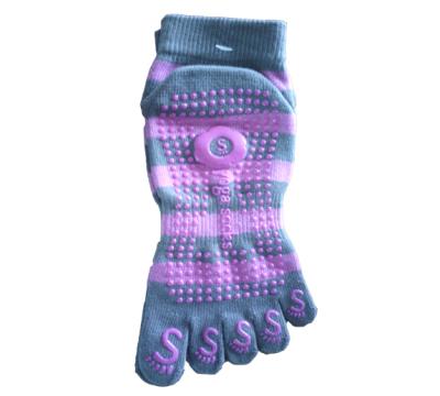 China Antibacterial Cotton Knitted Custom Finger Socks Anti Slip Five Fingers Adult Seamless Yoga Socks for sale