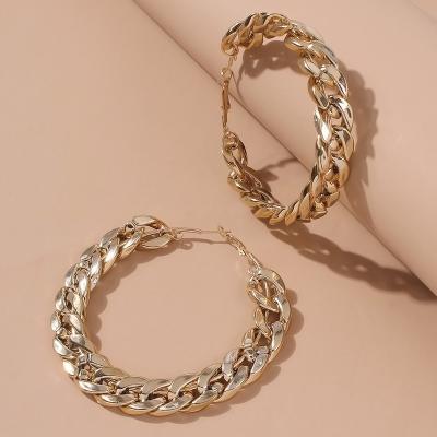 China As Picture 2022 Luxurious Brand Women Fashion News Golden Alphabet Circle Earrings For Women for sale