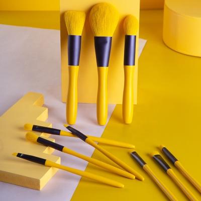 China Angular Blush Mini Flat Style Foundation Brush Brushes Prime Natural Hair Makeup Brush Set No Marks for sale