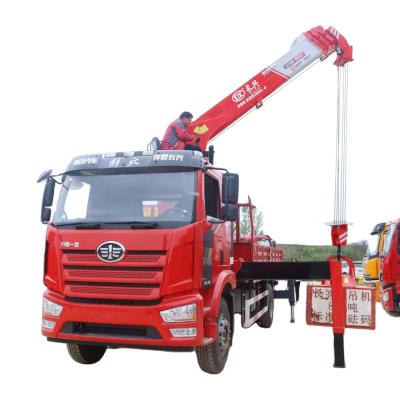 China TRUCK CRANE 4X2 truck mounted crane 8 ton factory direct supply crane for city construction cheap crane for sale for sale