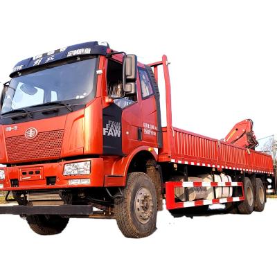 China CRANE TRUCK Sinotruk Heavy Duty 6x4 RHD 20 Ton Truck Mounted Crane Boom Truck Mounted Crane for sale