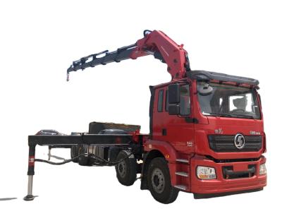 China TRUCK CRANE 8x4 knuckle boom crane truck mounted Shancman 20 ton folding boom crane for sale for sale