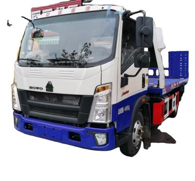 China TRUCK CRANE SINOTRUK HOWO 4x2 3 Ton Light Duty Wrecker Tow Truck With GOOD Price for sale