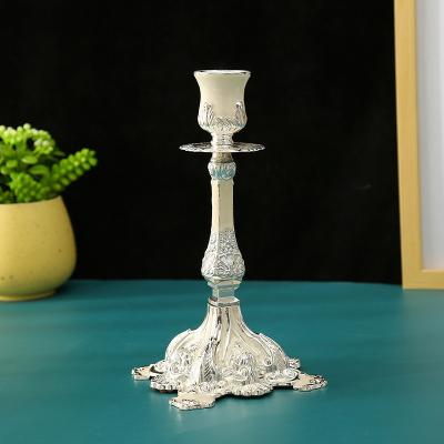 China Romantic retro candlestick European light luxury decoration metal cafe restaurant candle decoration table setting en venta