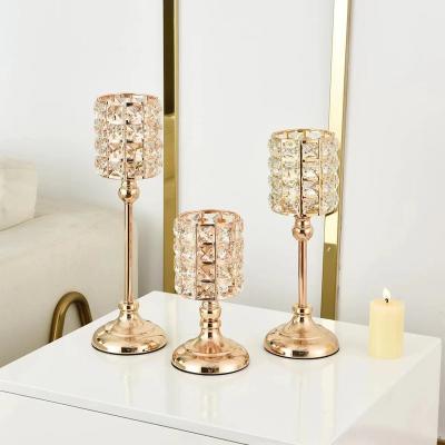 China Creative New Morden Retro Nordic Crystal Candle Holder Candle Holder Home Decor Decoration Wedding Candle Holder zu verkaufen