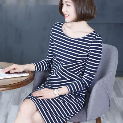 China A stage anti-static dress in the spring of 2021 media length dress with the recess inside the splicing dress female hip skirt long stripe skirt for sale