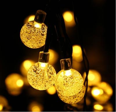 China Hot Cold Solar Powered RGBW Bubble Crystal Ball Christmas Holiday Decoration String Light for sale