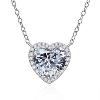 China Romantic Heart Cubic Zircon Pendants Chain Necklaces Fashion Love Couples Necklace Jewelry Gifts for sale