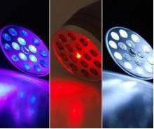 Chine 3-in-1 lampe de poche LED + Super Light UV (détecteur de faux billets) Pen + Laser à vendre