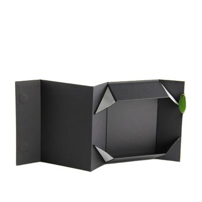 China Recyclable Fashionable Personalized Magnetic Gift Box Magnetic Gift Box With Design for sale