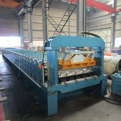 China Building Material Shops Customized 1.6mm Decking Sheet Roll Forming Machine for sale