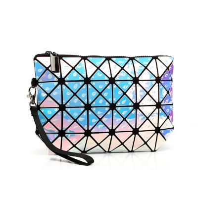 China Fashion Simple Portable ZIPPER Tote Coin Purse Cosmetic Bag Fashion Laser Mirror Drop Geometric Pattern PU for sale