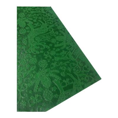 China New Design Waterproof Polypropylene Spunbond PP / Non Woven Flower Flower Nonwoven Embossed Wrapping for sale