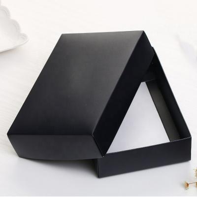 China Recyclable Black Kraft Paper Card Small Packaging Gift Jewelry Box Can Custom Size Logo Printing for sale