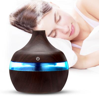 China XBH-038B 300ml USB Portable Car Mist Humidifier Aromatherapy Diffuser Wood Grain Ultrasonic Cool Air Humidifier for sale