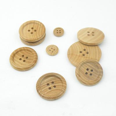 China Natural Fashion Dry Clean Wooden Button for Winter Coat Big Shirt, Wholesale 2hole/4holes Colorful Round Engraved Small Wooden Buttons for sale