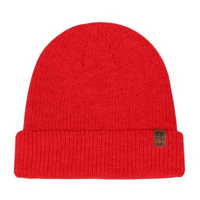 中国 Double layer winter beanie warm wholesale leather patch beanie ribbed beanie hat 販売のため