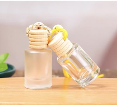 China 10ml Small Car Perfume Bottles Glass Car Cosmetic Perfume Bottle With Box Perfume Frosted Glass Container for sale