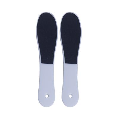 China Plastic Foot File Care Pedicure Tool To Remove Dead Skin Foot Scrubber Double Sided Grit 100/180 for sale